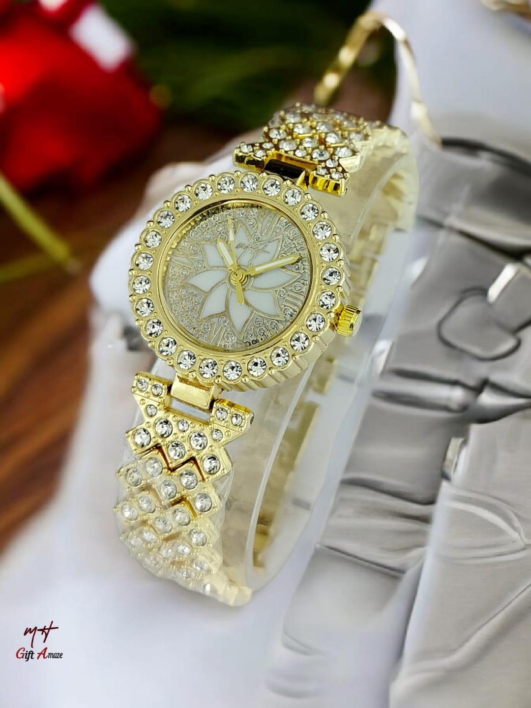 Women's Fancy Bracelet Analogue Watch