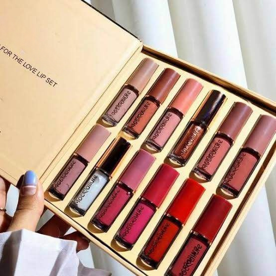 Crazy Girl “Thanks for the Love” Lip Gloss Set – 12 in 1 Multi-Shade Collection